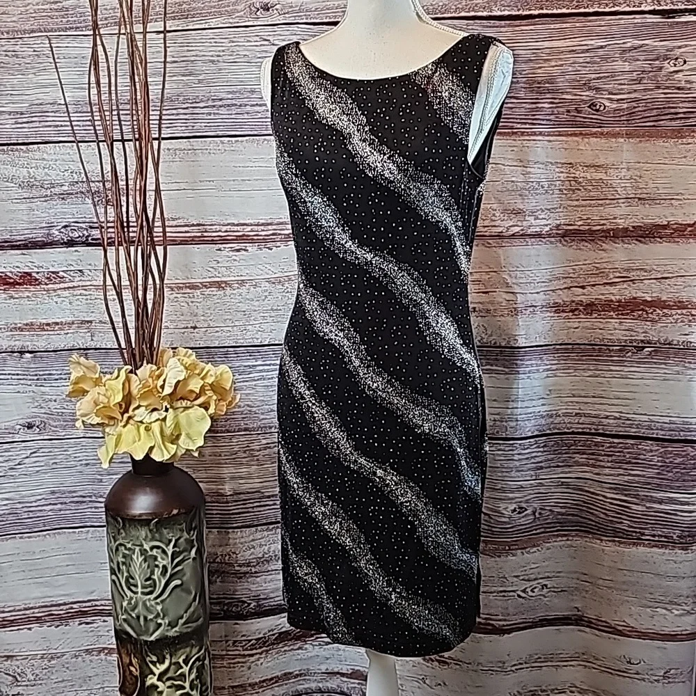 VINTAGE SCARLET BLACK SLEEVELESS COWEL BACK GLITTER FORM FITTING DRESS